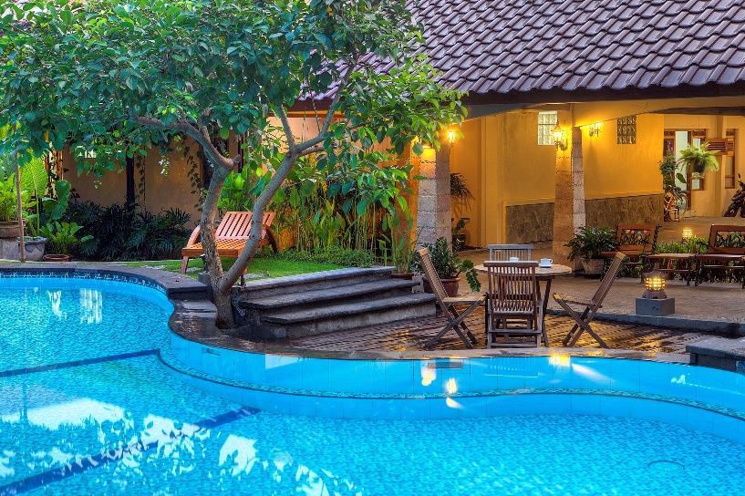 Maharani Guest House Yogyakarta Exterior foto