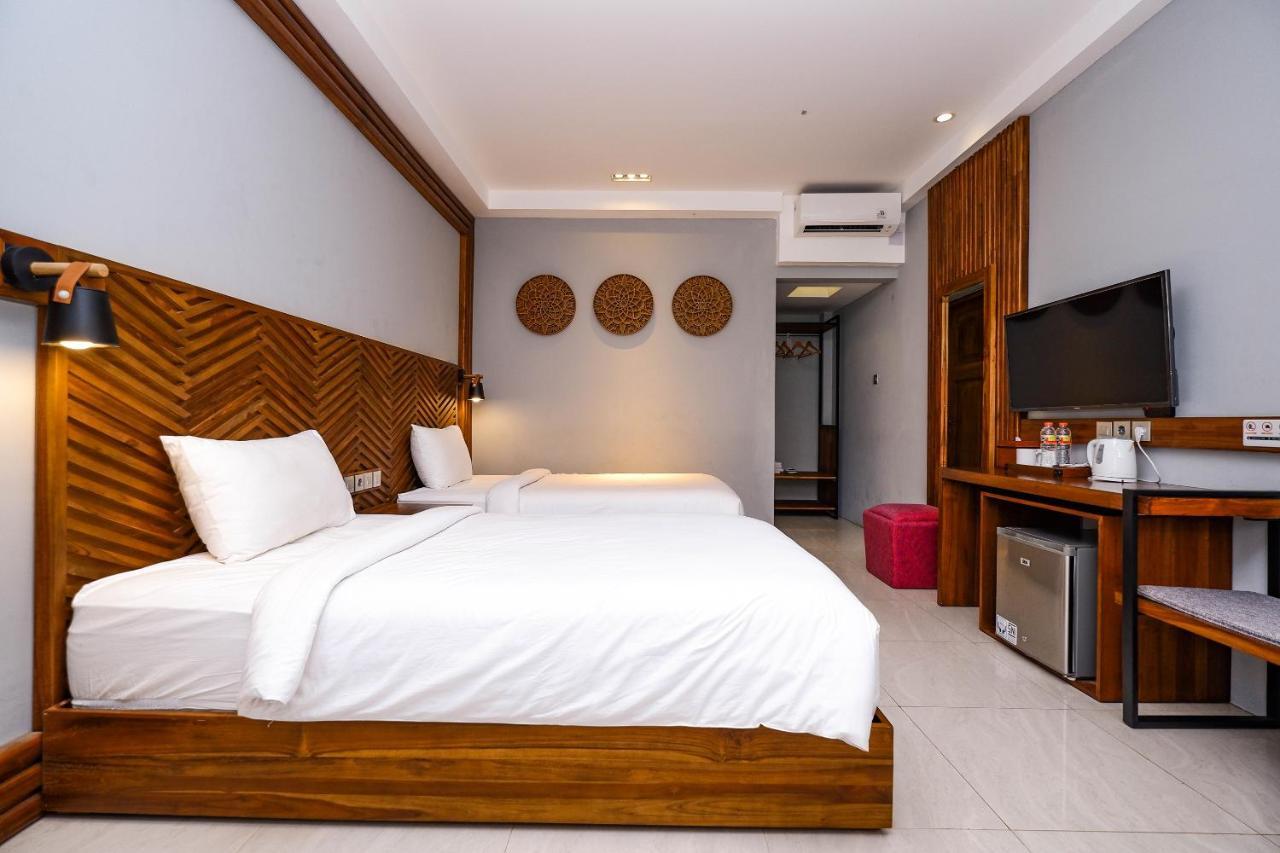 Maharani Guest House Yogyakarta Exterior foto