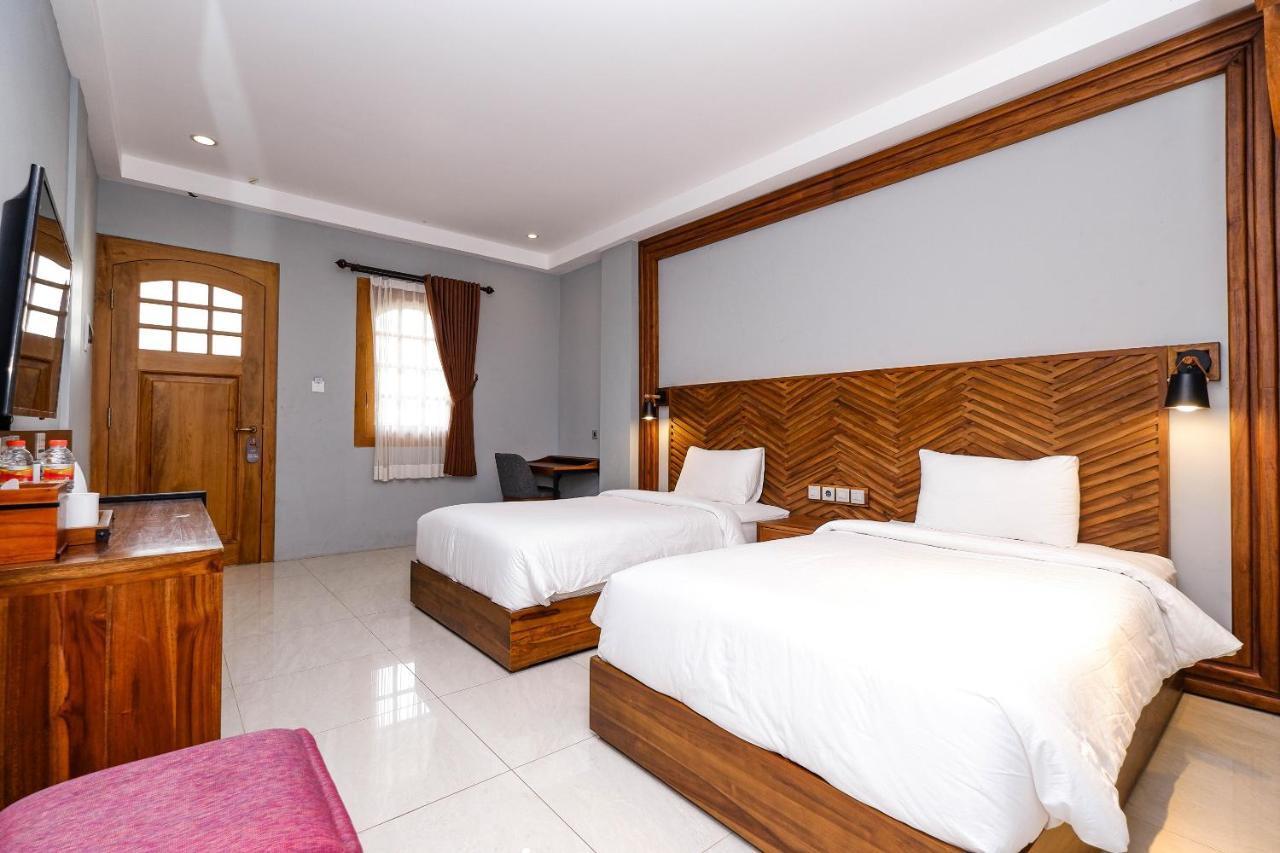 Maharani Guest House Yogyakarta Exterior foto